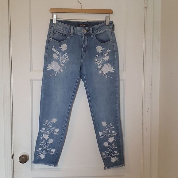 Refuge Floral Embroidered Cropped Jeans Size 2 - Picture 1 of 7
